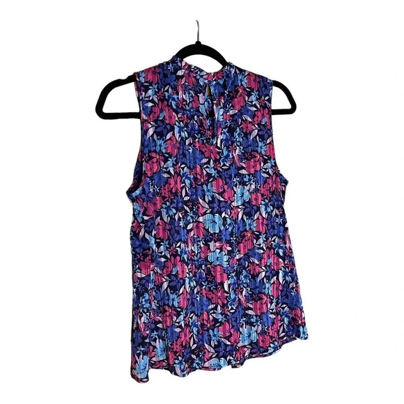 NWT Cupcakes and Cashmere Floral Sleeveless Blouse Size Small - Picture 6 of 7